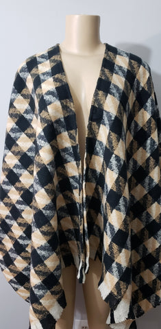 Plaid Checkered Shawl in Beige and Black